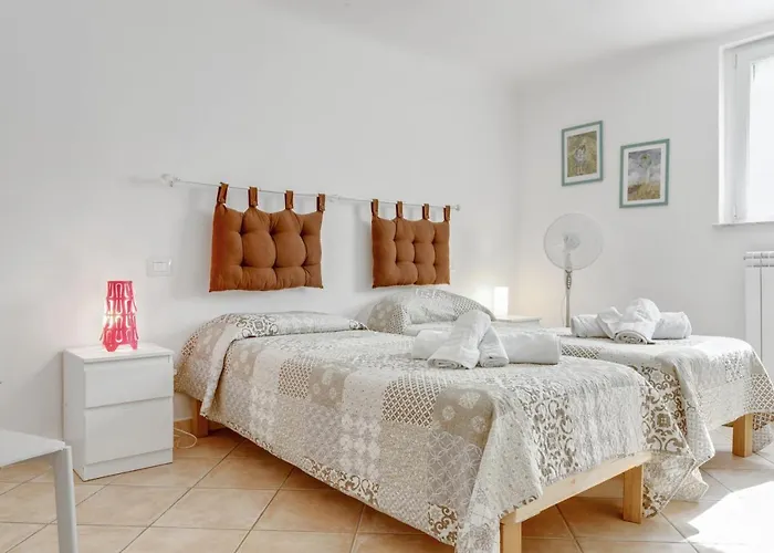 La Spezia Migliarina Bedrooms